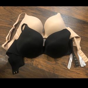 Lot of 2 VS bras 34c